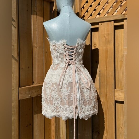 🆕 BRONX & BANCO 🧿 NWOT Maraya Blanc Lace Mini Dress, Sz L US 8 - Picture 6 of 14